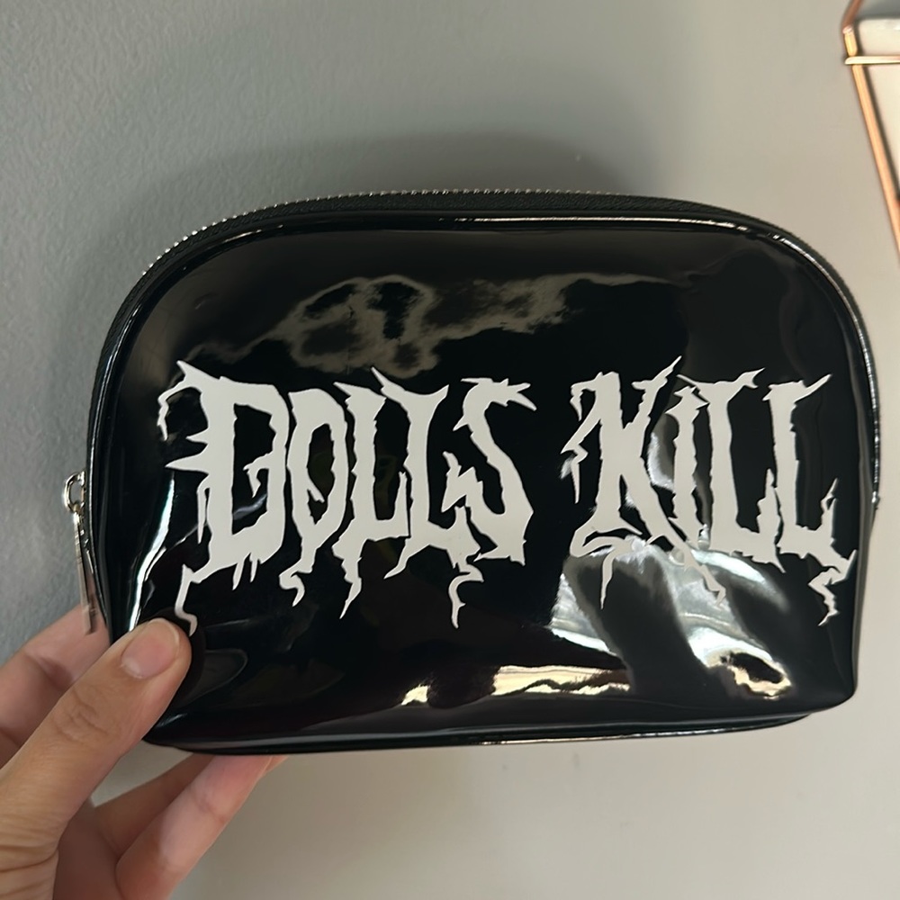 💀DOLLS KILL makeup bag